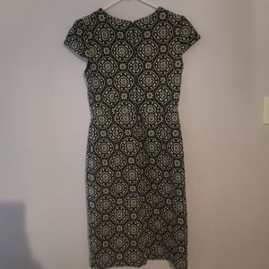 Black cap sleeve Stella Parker dress size 4